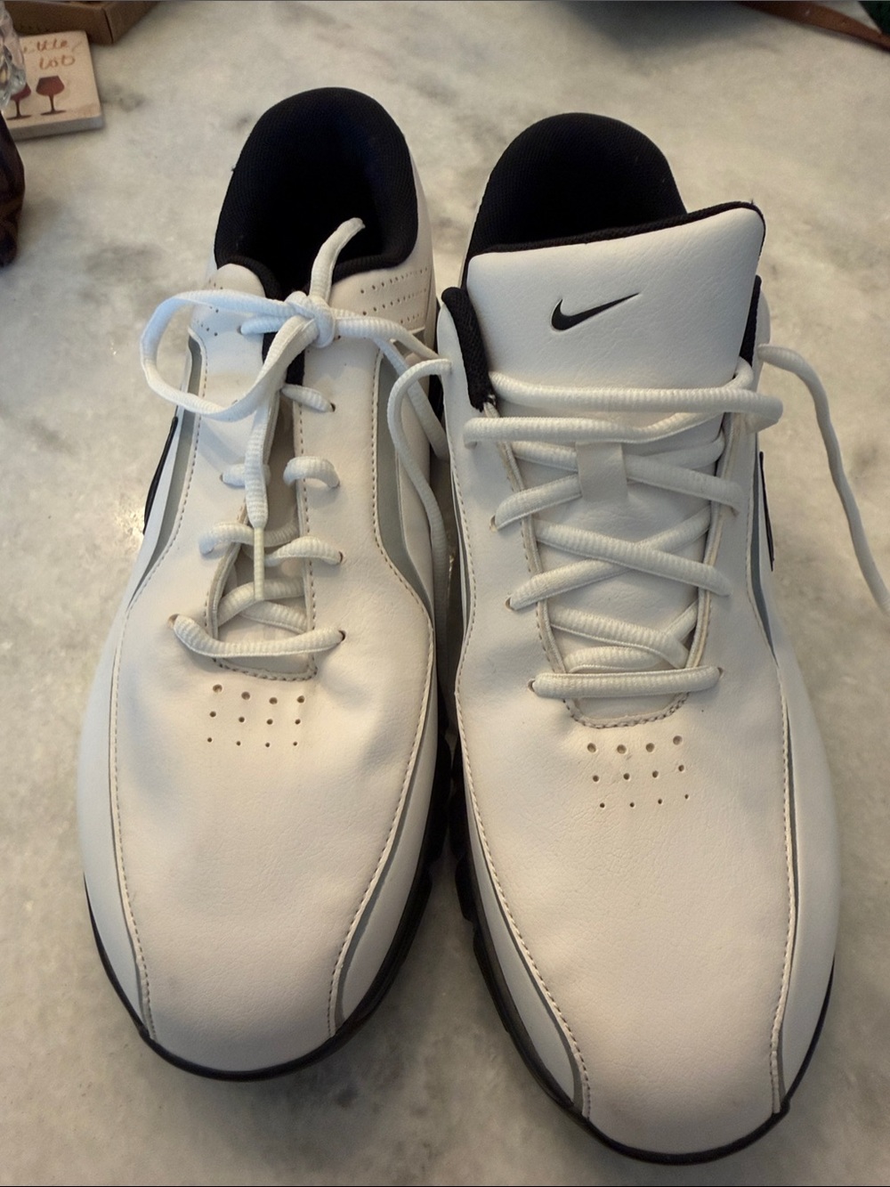 Nike Air Durasport II White and Black Low-Top Golf Shoes
